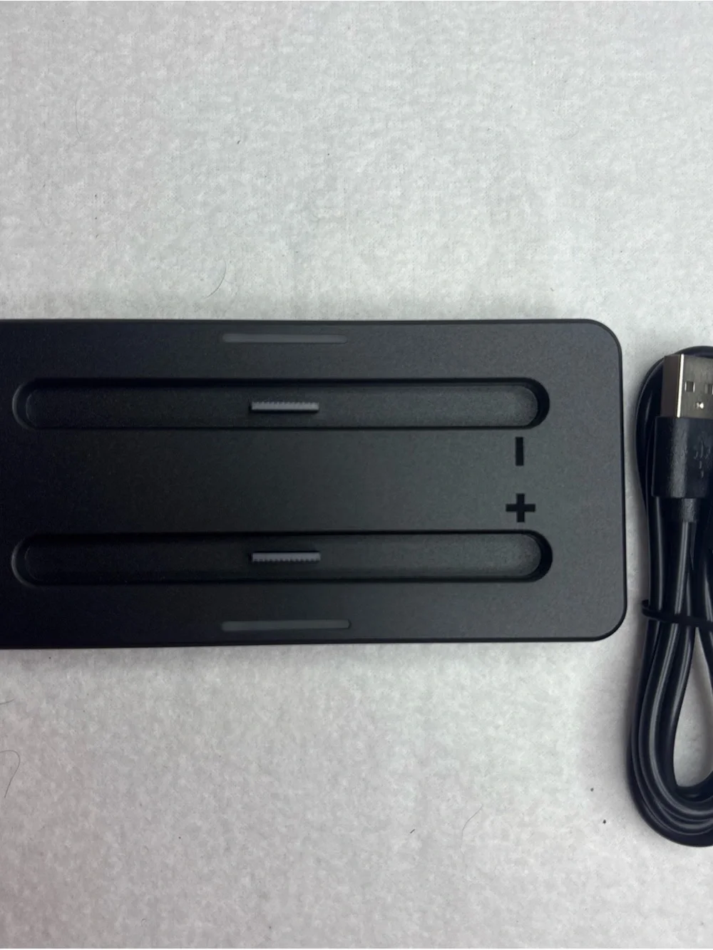 Nintendo Black and Red Dual Joy-Con Charging Dock with USB Cable
